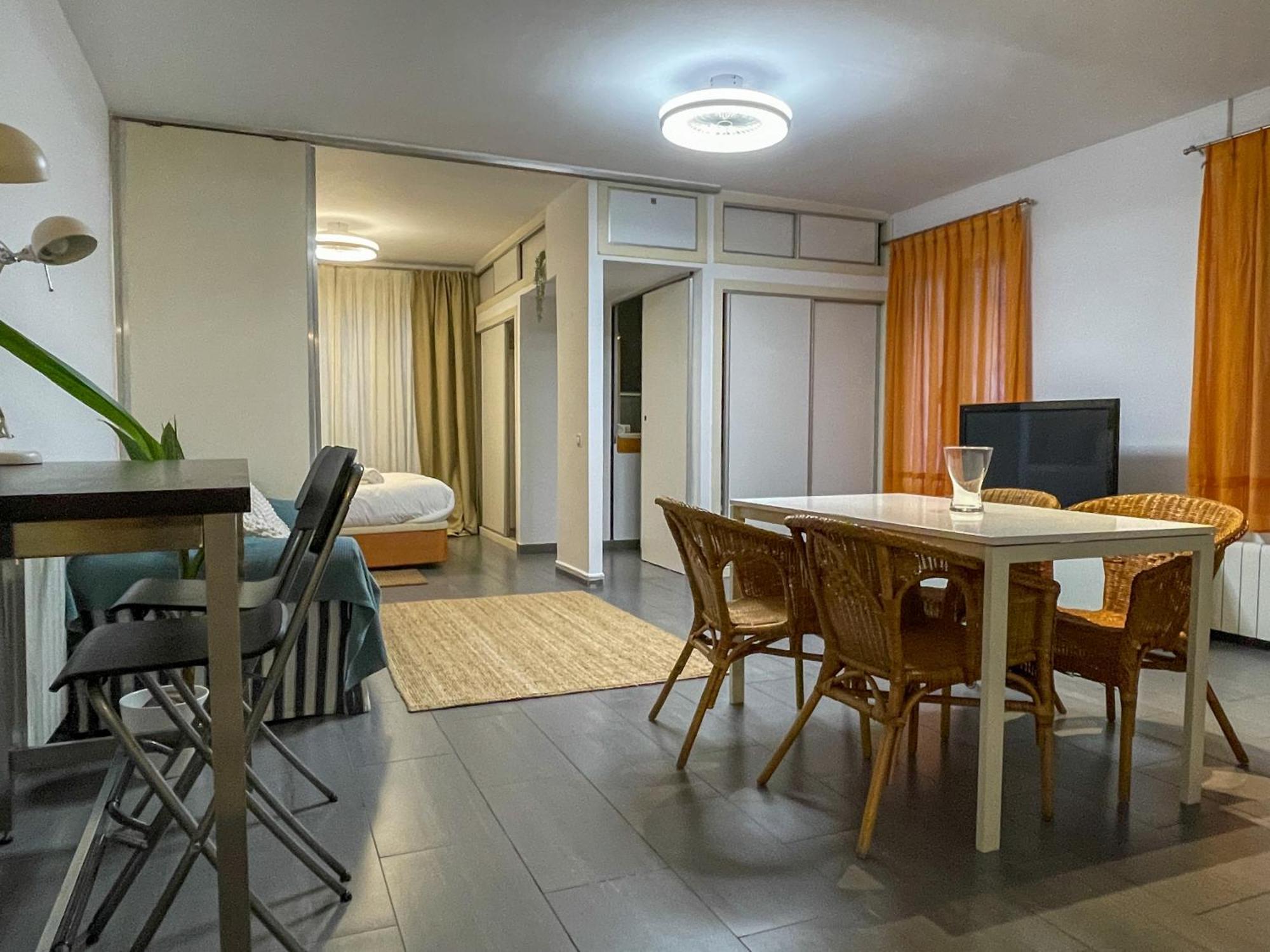 Rosalia En Sagrada Familia Hospital Sant Pau Apartment